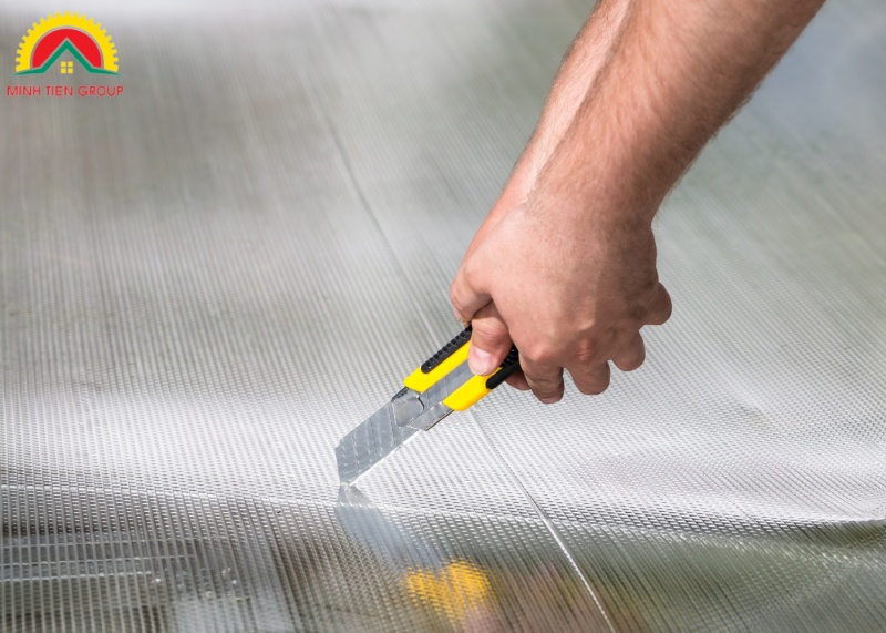 Polycarbonate dạng rỗng 5mm phổ thông được dùng để thay thế kính cường lực