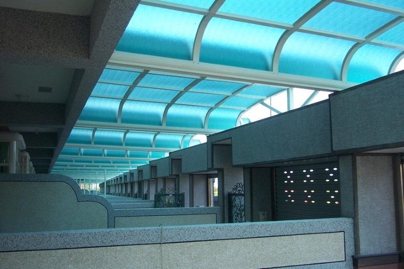 Tấm polycarbonate đặc 3mm Skylite cao cấp có khả năng lấy sáng tốt