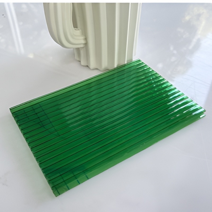 màu tấm polycarbonate