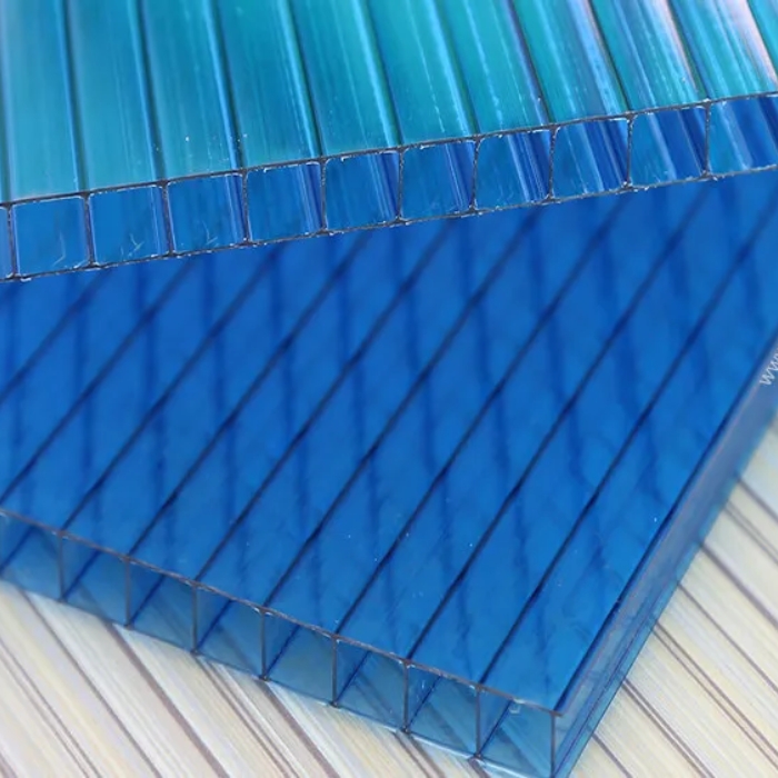 màu tấm polycarbonate
